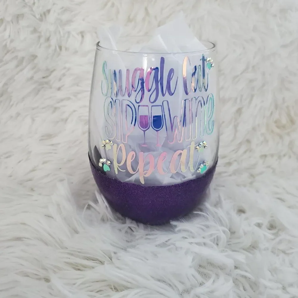 Cat Mom Wine Glass, Fur Mama Tumbler, Gift For Cat Lovers